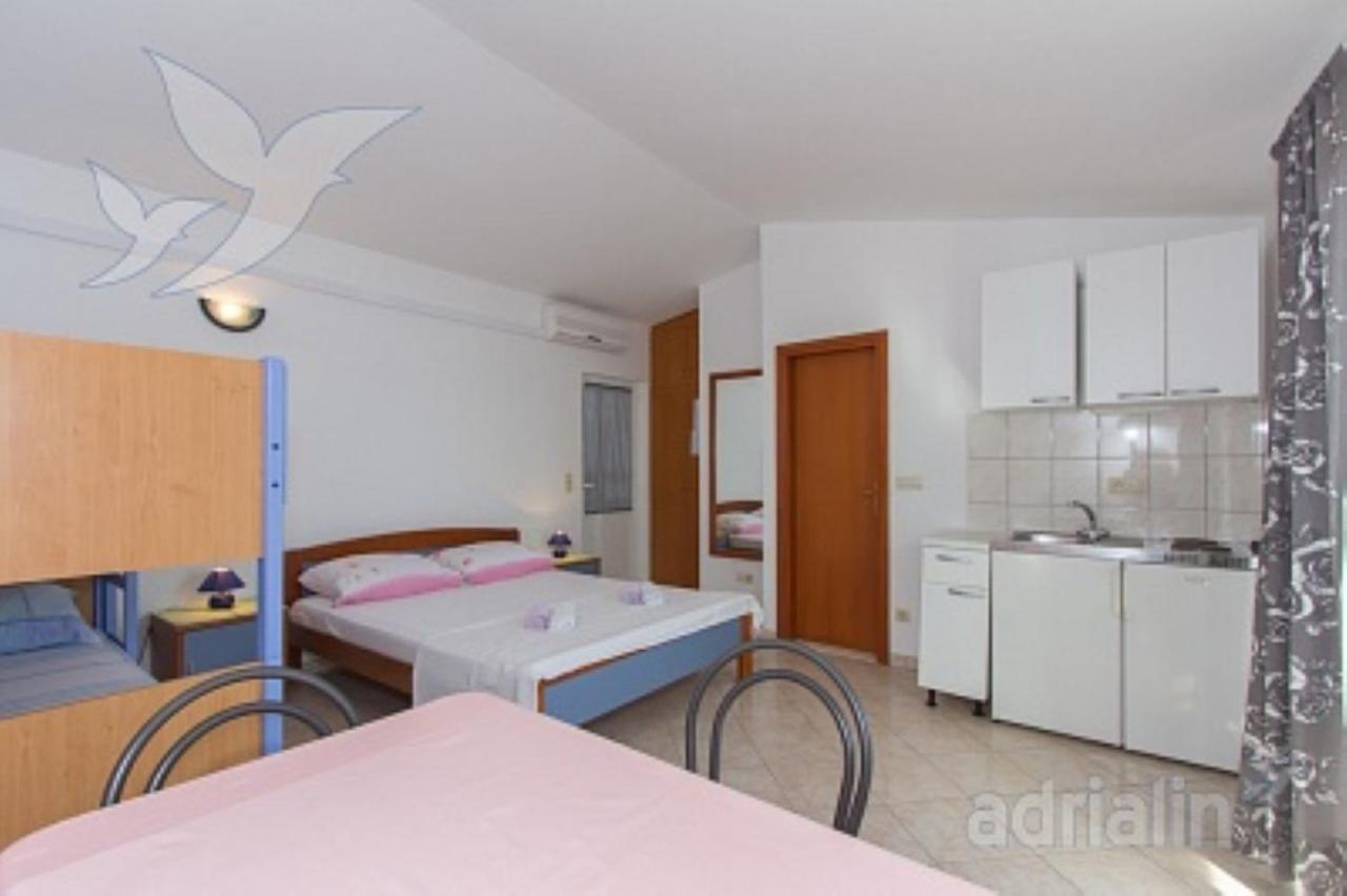 Villa Nada - STUDIO 11 - Ferienwohnung Duće
