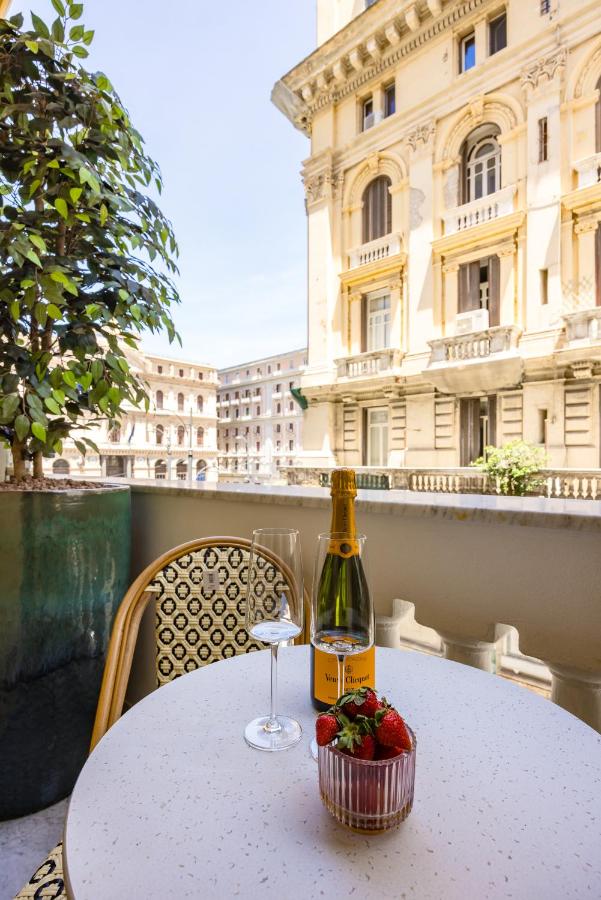 Caracolè Luxury Suites - B&B Napoli