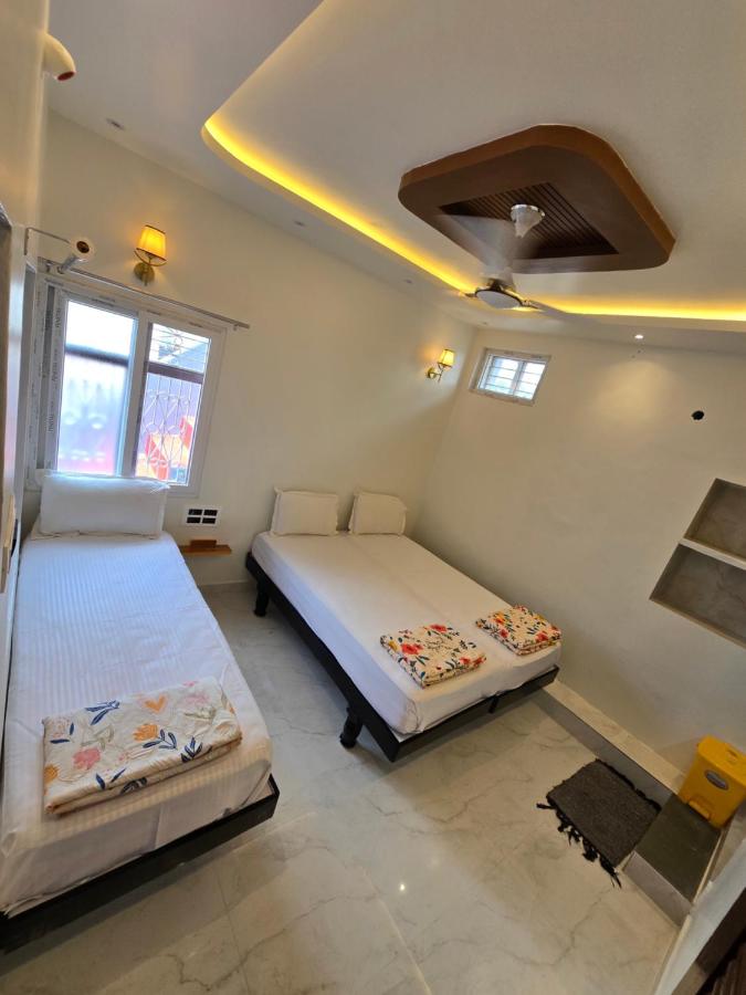 TEMPLE VIEW GUEST HOUSE - Bed and Breakfast Hampi