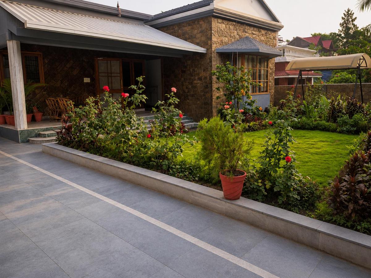 Bungalow-By Poit Stays - B&B Dehradun