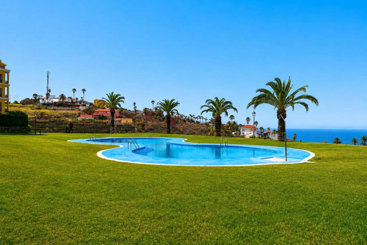GreenDay - Apartment with Pool in La Quinta - B&B Santa Úrsula