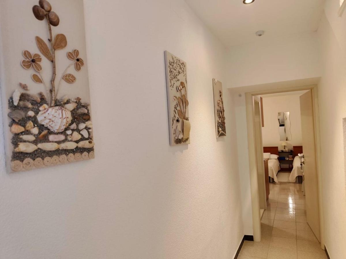 Apartment Karmela - B&B Primošten