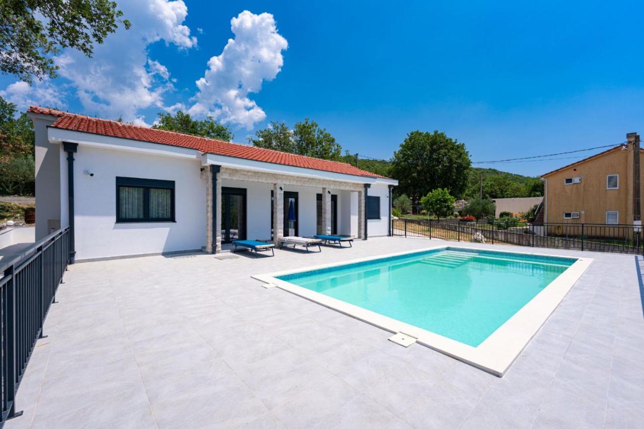 Villa Montenegrina - B&B Krapina