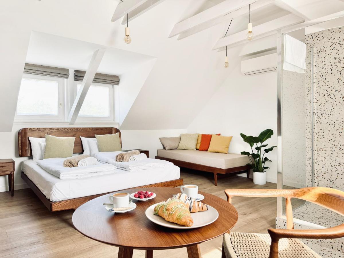 Doppelzimmer mit Gartenblick