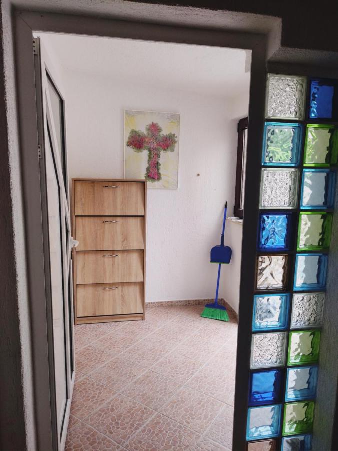 Huge Seaview 60 meters from beach - B&B Smokvica Krmpotska