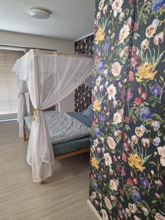 Luxusní GLAM apartmán u Brna - Vana, Terasa, Nebesa, Parkování zdarma - B&B Bučovice