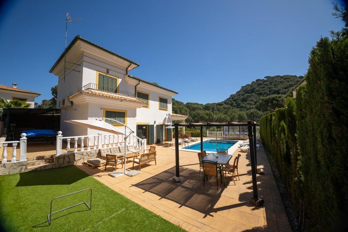 Villa con chimenea barbacoa y vistas panorámicas. - B&B Córdoba