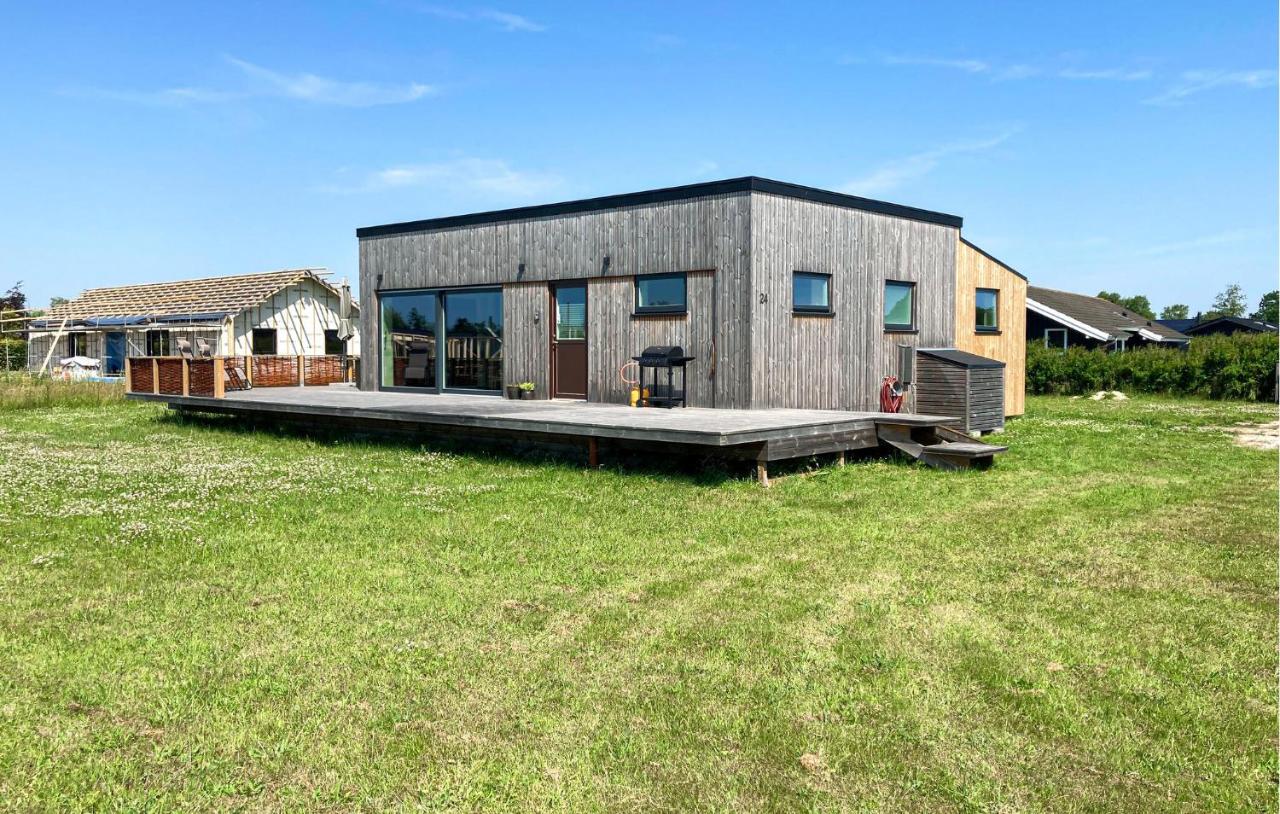 Stunning Home In Hadsund With Wifi