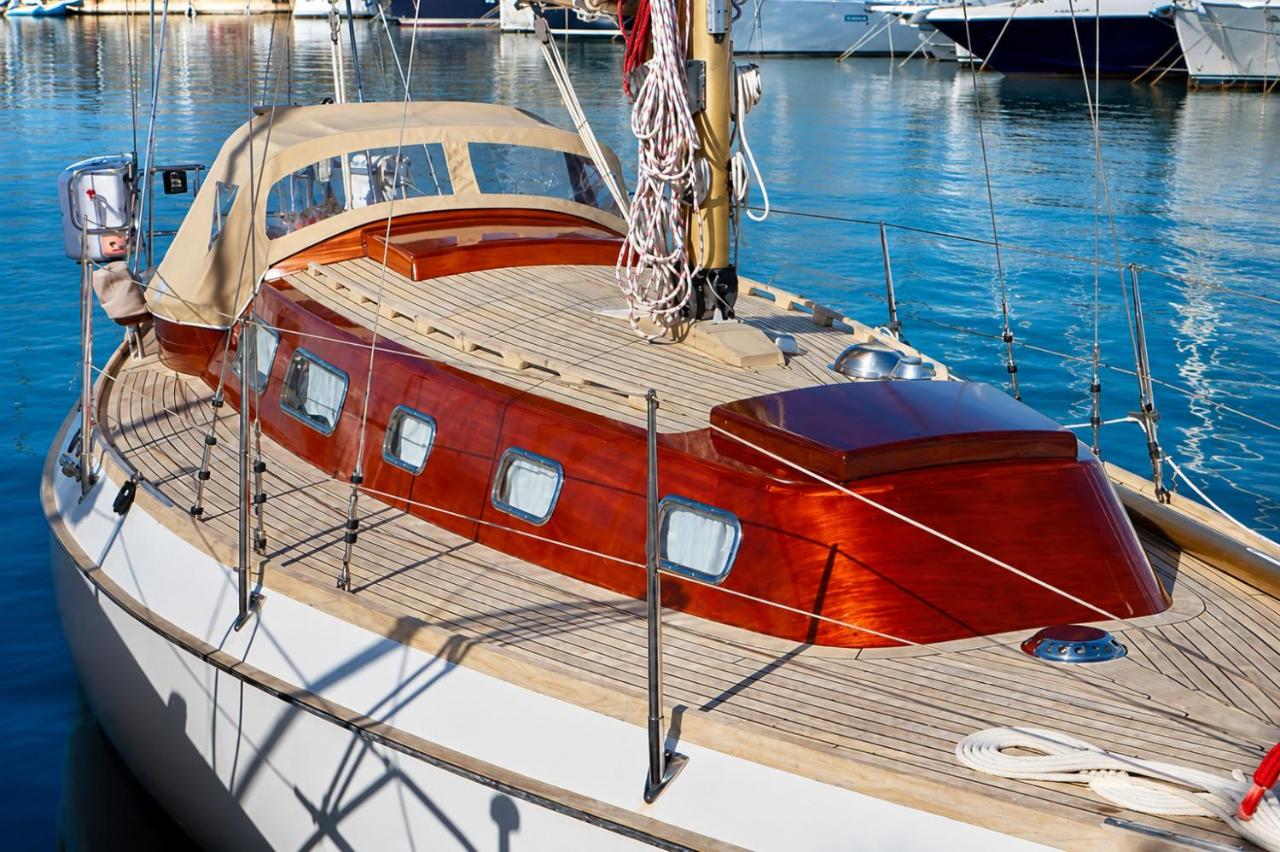 Garuda yacht - Bed and Breakfast Nida