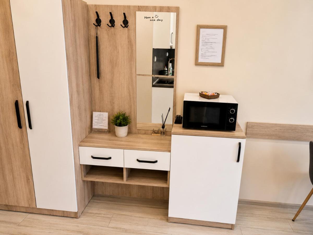 Apartment Be Happy 5, Premium Apartment in Ruse City Centre - Bed and Breakfast Roese