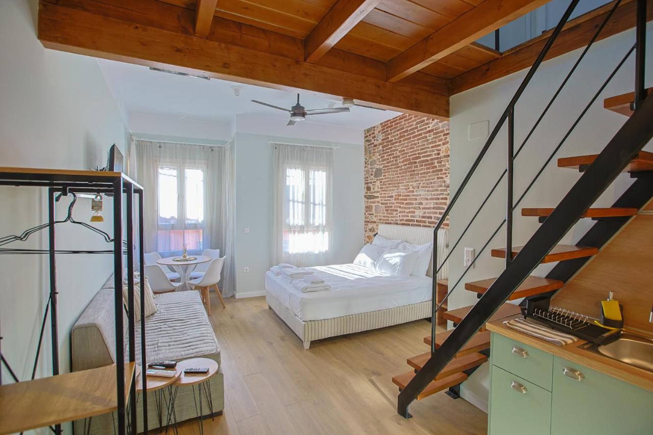 Makaros Nissos Appartments Harbour - B&B Mytilene