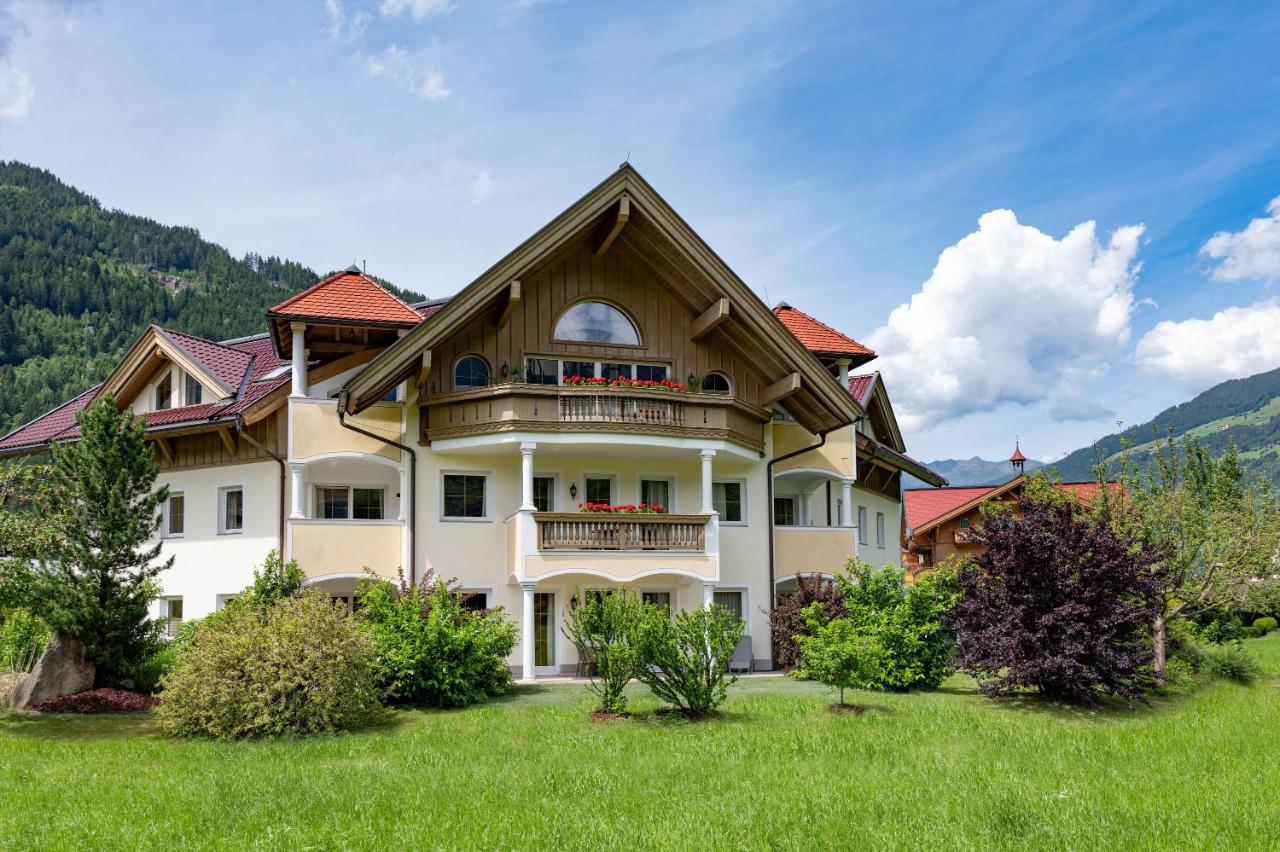Alpenresidenz-Sonnwend - Wellness Apartments nahe Zillertal Arena - Chambres d'hôtes Zell am Ziller