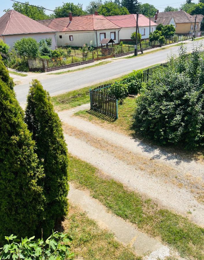 Téesz Vendégház - B&B Zalaháshágy
