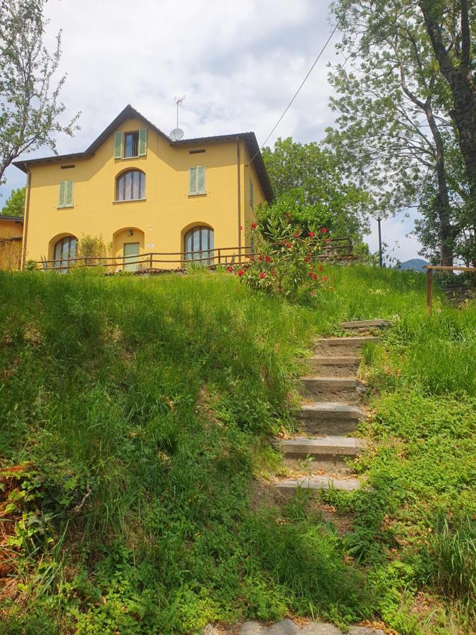 Casa Vacanza Cascina Ronco relax nella natura vicino a Como e Bellagio - Chambres d'hôtes Erba