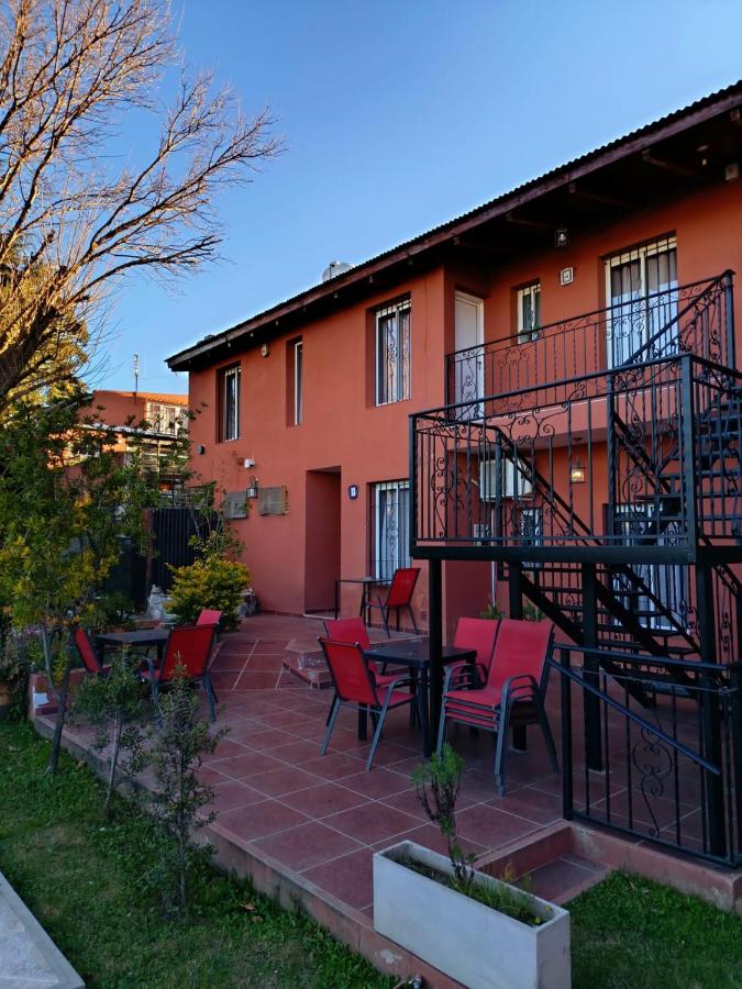 La caballeriza departamentos - B&B Alta Gracia