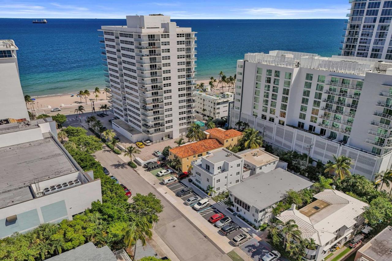 Eden Collection Studio Steps to Beach - B&B Fort Lauderdale