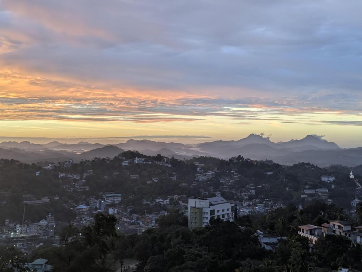 Namaya Nature Resort & Cafe - B&B Kandy