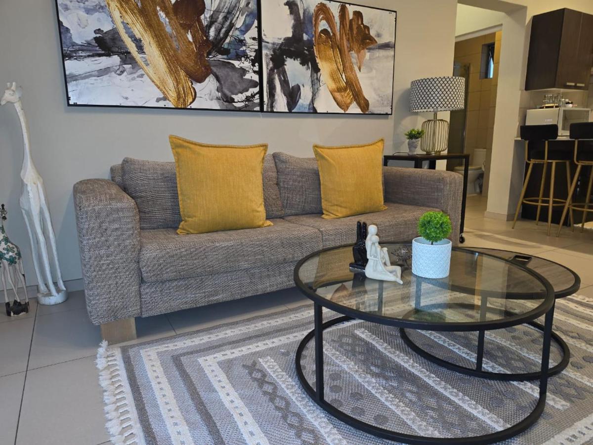 Classy and Cosy 5 - B&B Fourways