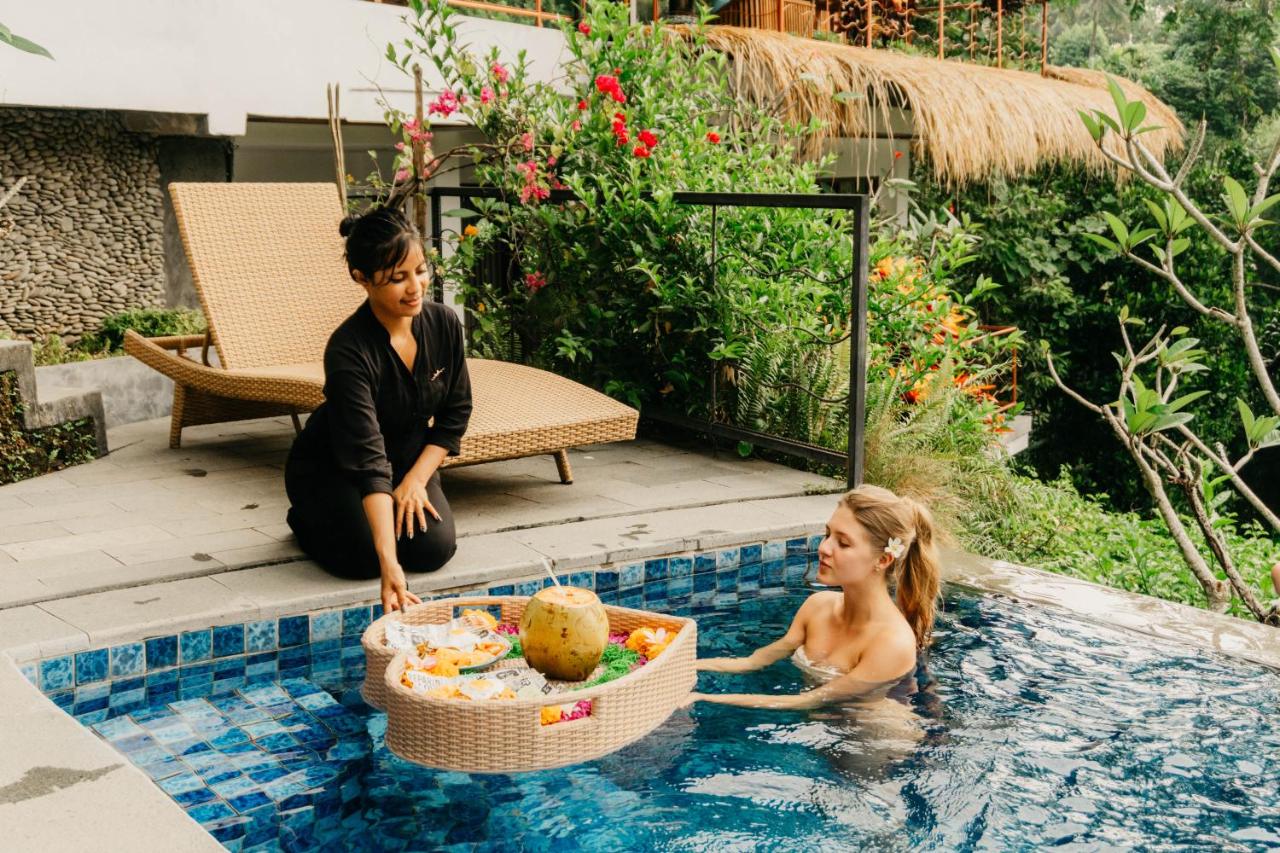 Heaven View 4 Bedroom Ubud Sayan - B&B Ubud