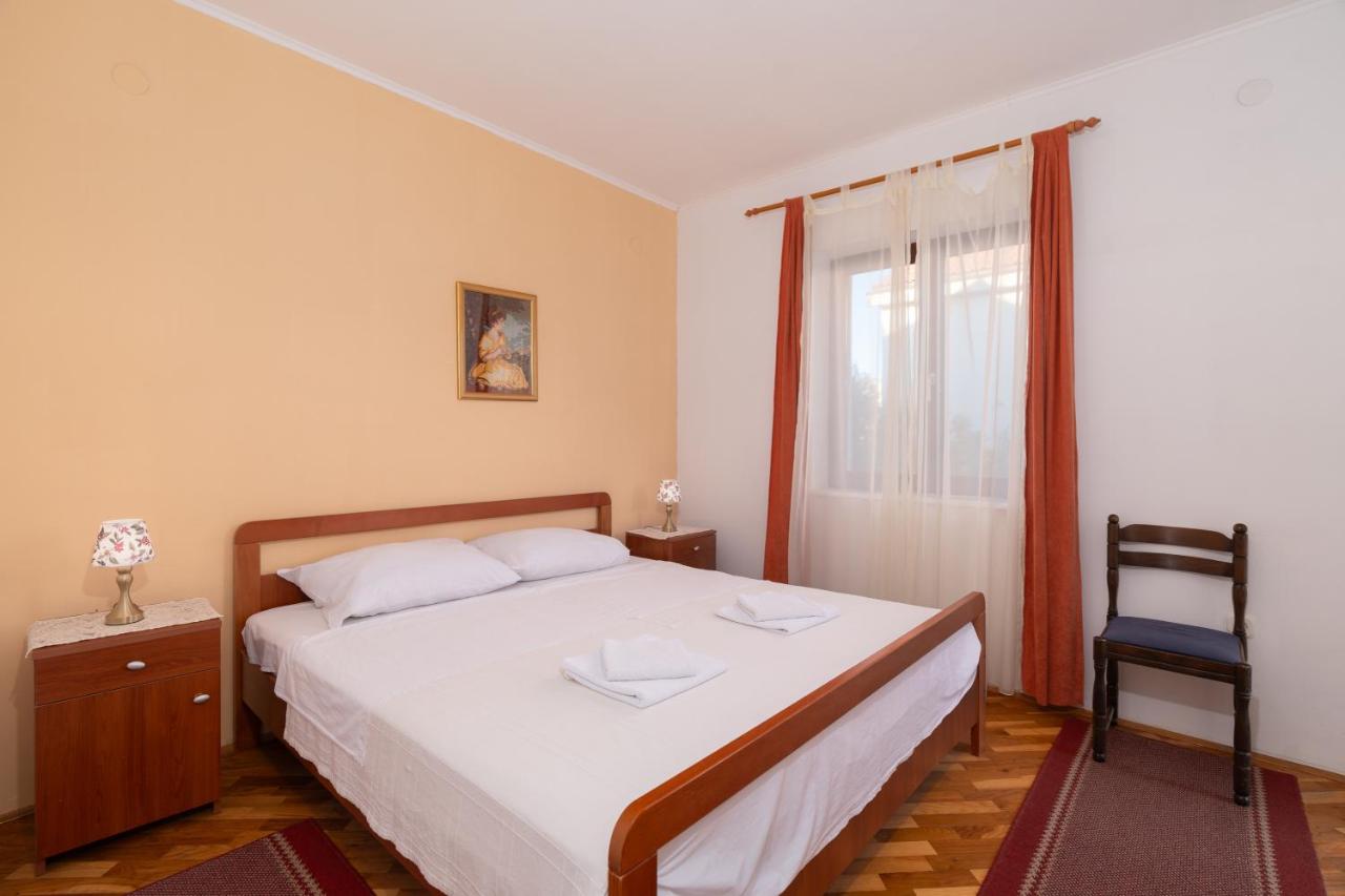 Apartment mit 1 Schlafzimmer und Balkon