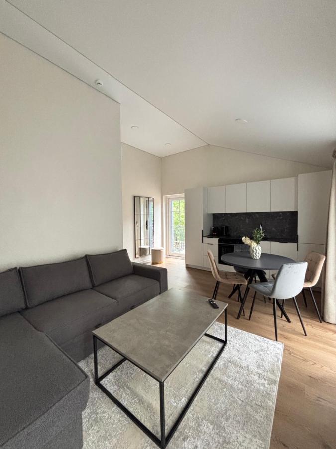 Apartamento de 1 dormitorio con balcón