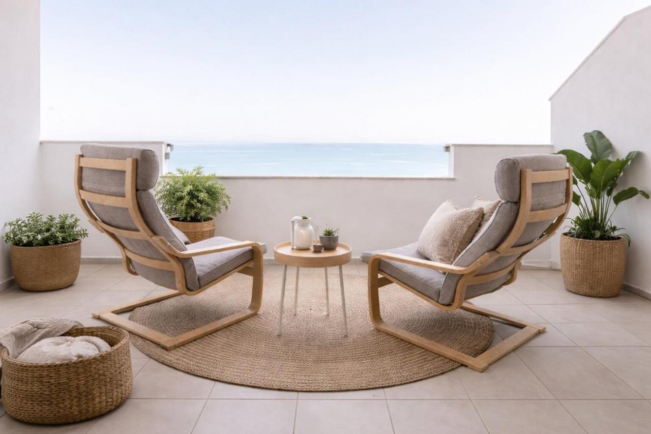 Visitsicilia Azzurra Mare - B&B Alcamo Marina