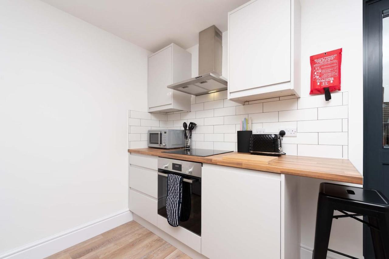Studio 3, Third Floor Roof Terrace Leisure and Business - Ferienwohnung Shrewsbury