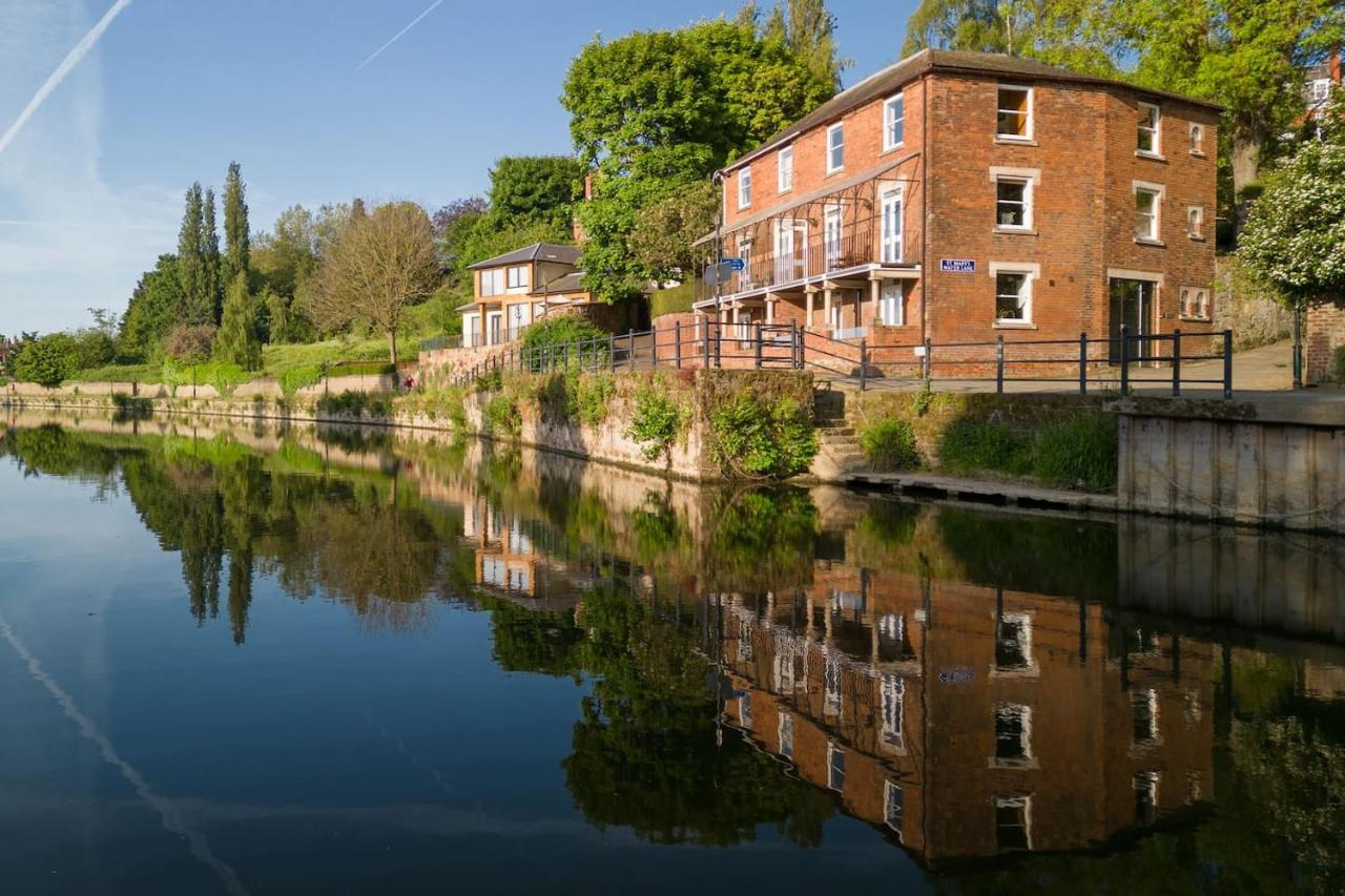 3 Bedroom House - Overlooking River - Town Centre - B&B Shrewsbury