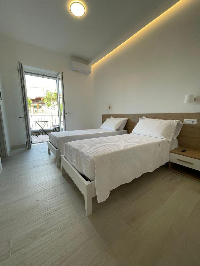 Deluxe Doppel-/Zweibettzimmer mit Balkon