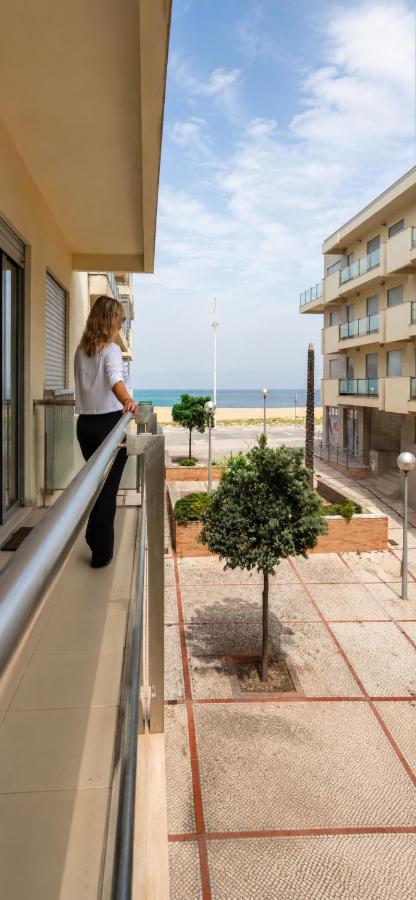 The 3 Waves Apartment - B&B Nazaré