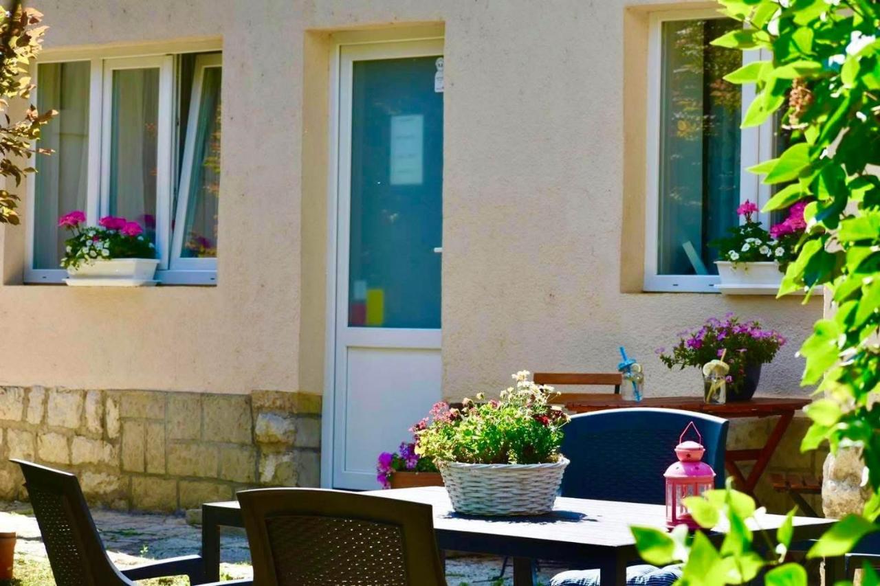 First Apartman - B&B Balatonfüred