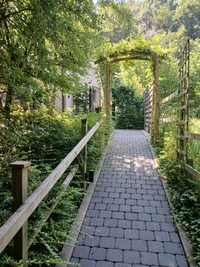Le Loft du Renard, gîte cosy au coeur de la nature boisée à Namur Wépion, une parenthèse douce dans la vallée mosane - Ferienwohnung Namür