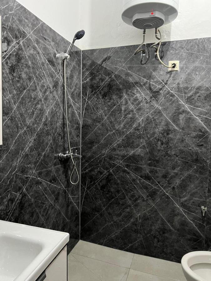 HasaRooms - Bed and Breakfast Durrës