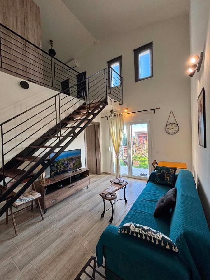 Plami Private Villa - B&B Sývota