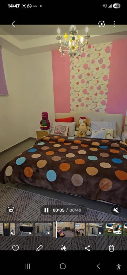 Eagles Nest Guesthouse- Rose Lily Suite 2 - B&B Hasroûn ej Jdîdé