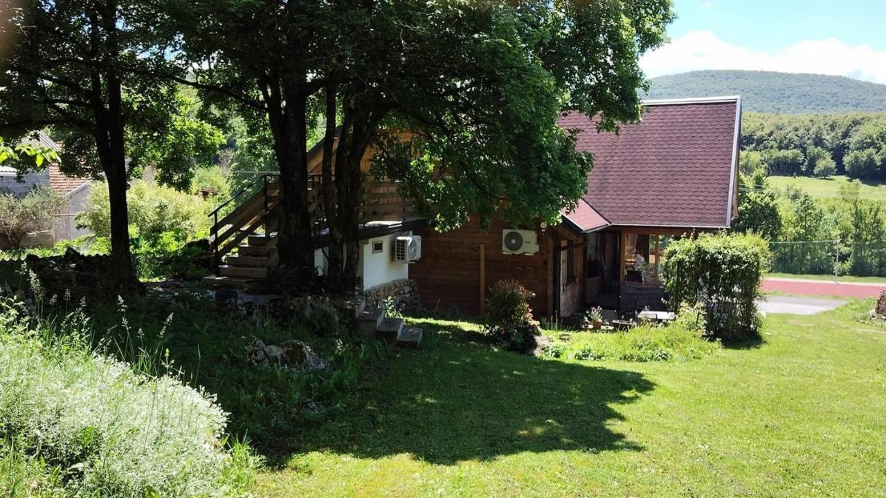 Apartments with parking space Otocac, Velebit - 27143 - Ferienwohnung Otočac