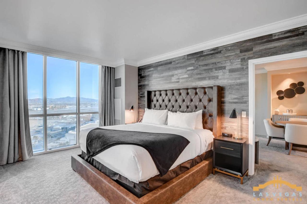 MGM Signature-27-820 1Br 2Ba F1 Pits Suite Balcony - B&B Las Vegas