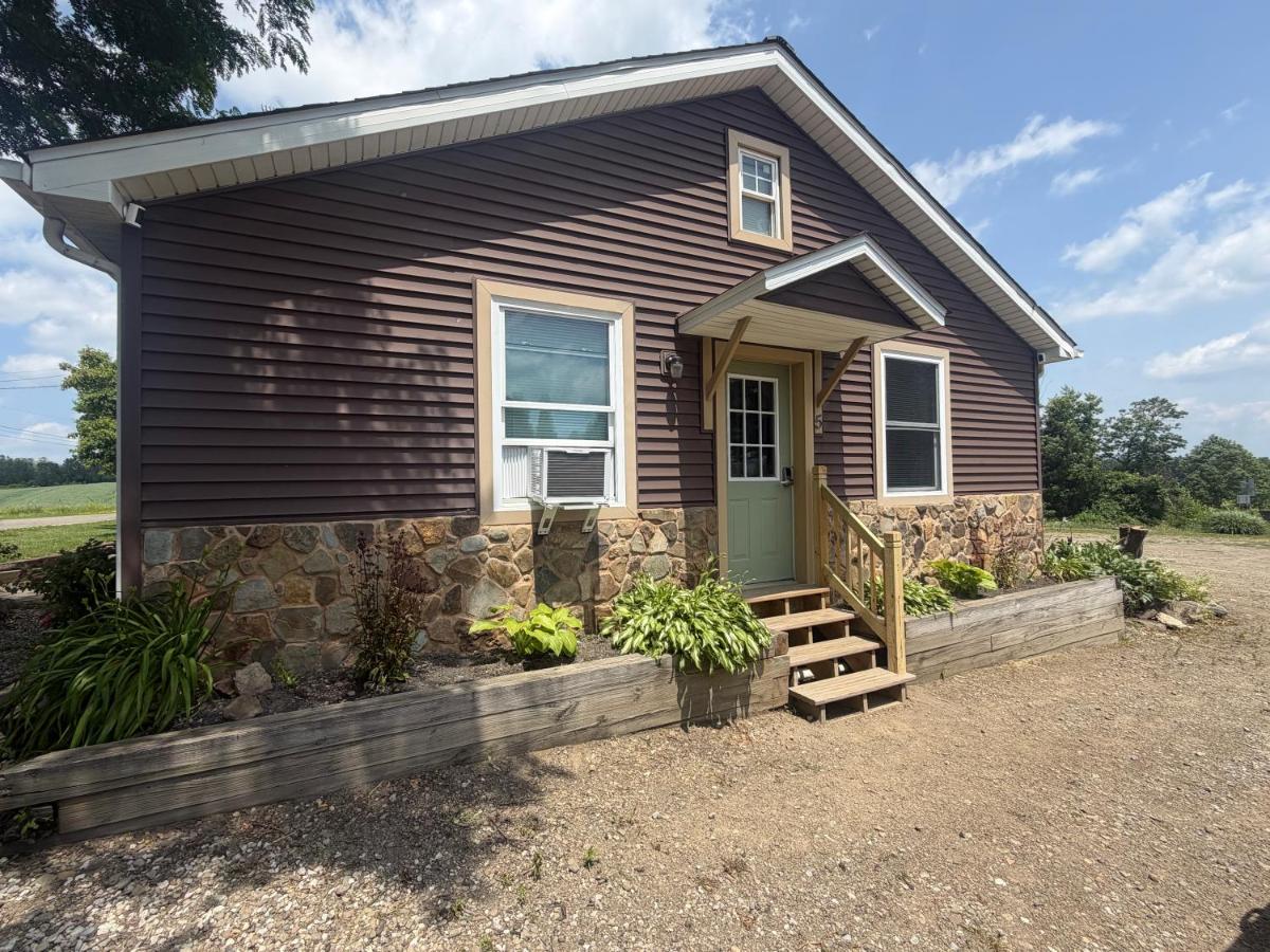 Cozy Creek Retreat - Bed and Breakfast Waterford