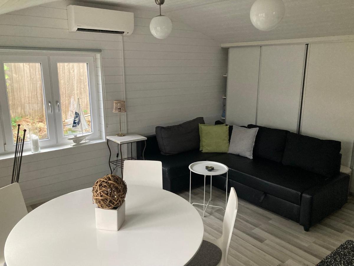 Compact living Laxvik in a cottage - B&B Halmstad