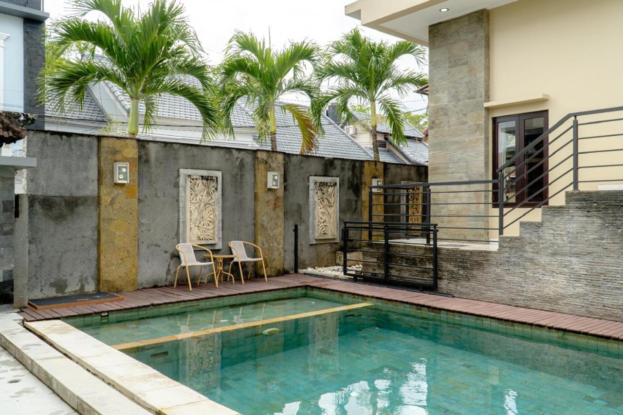 Villa Silk Jimbaran by Nagisa Bali - Chambres d'hôtes Jimbaran