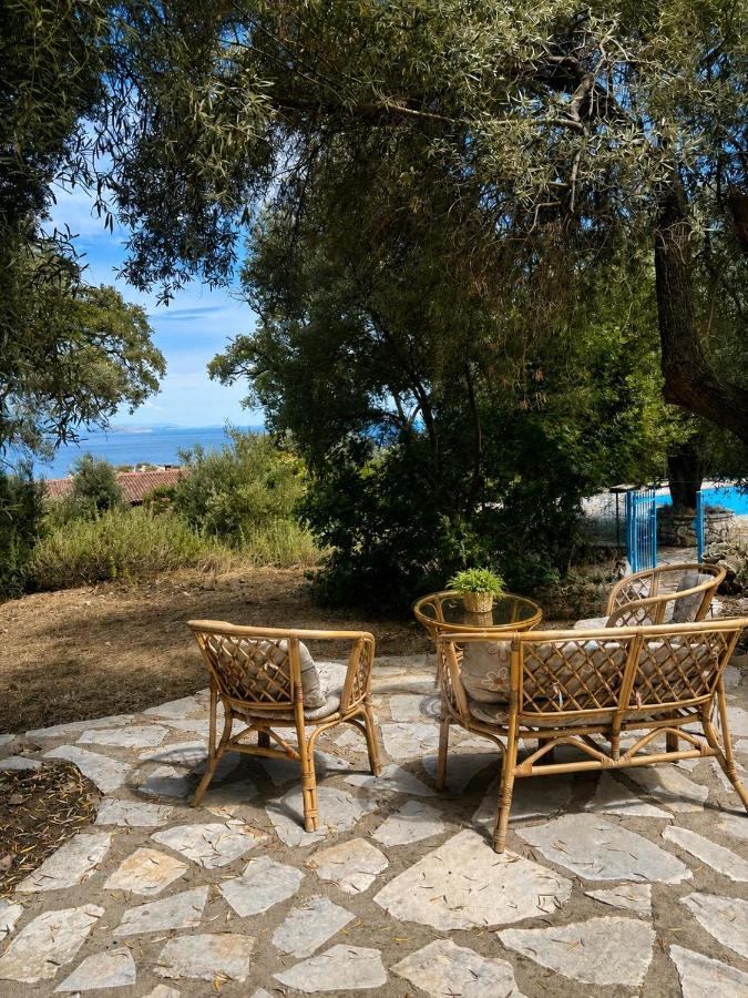 Ulysse77-Cozy Sea View House with Garden and Pool - Bed and Breakfast Sývota