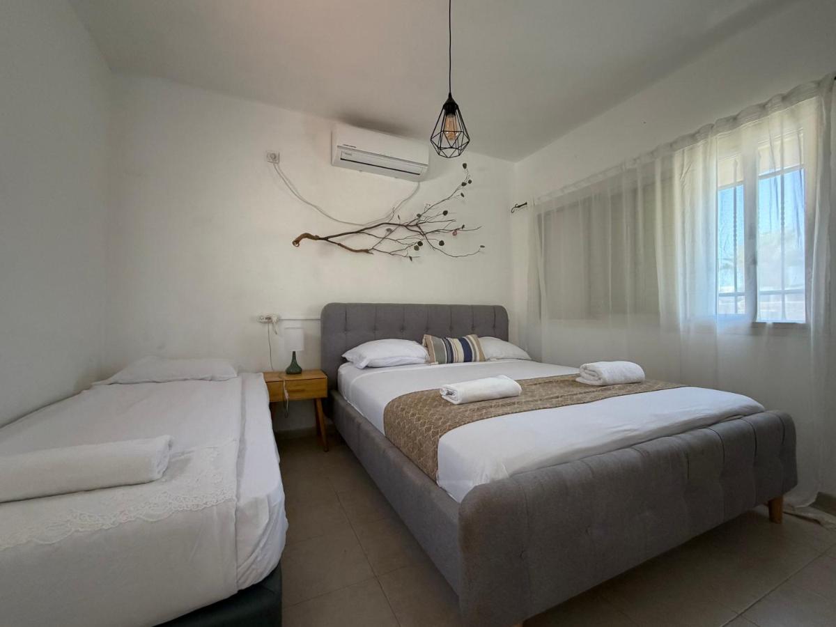 Baron of The deadsea Crown Collection - B&B Nevve Zohar
