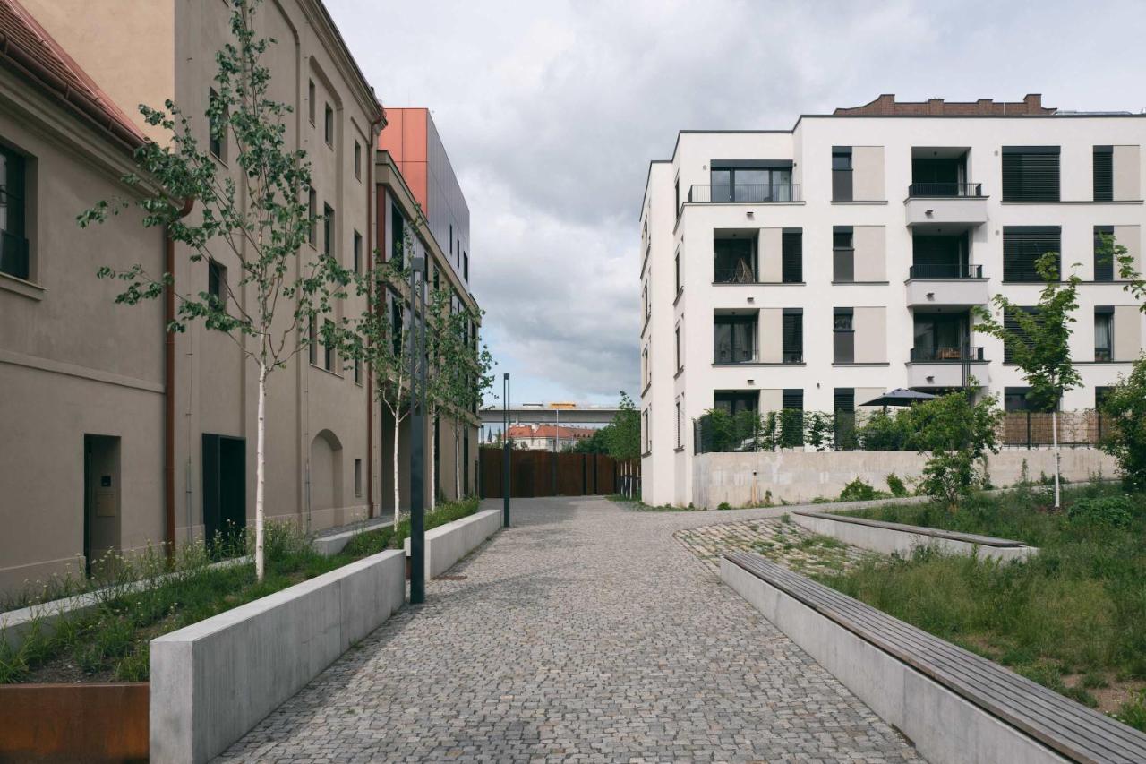 Atelier with Patio & Parking - Nusle Brewery - B&B Prague