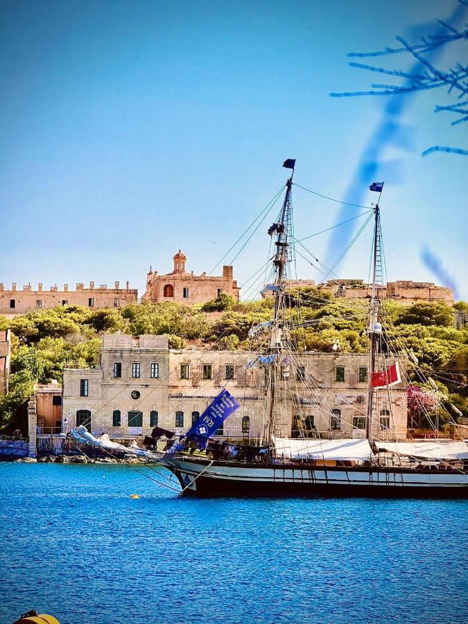 Prime Located Home by *The Sea* - B&B Sliema