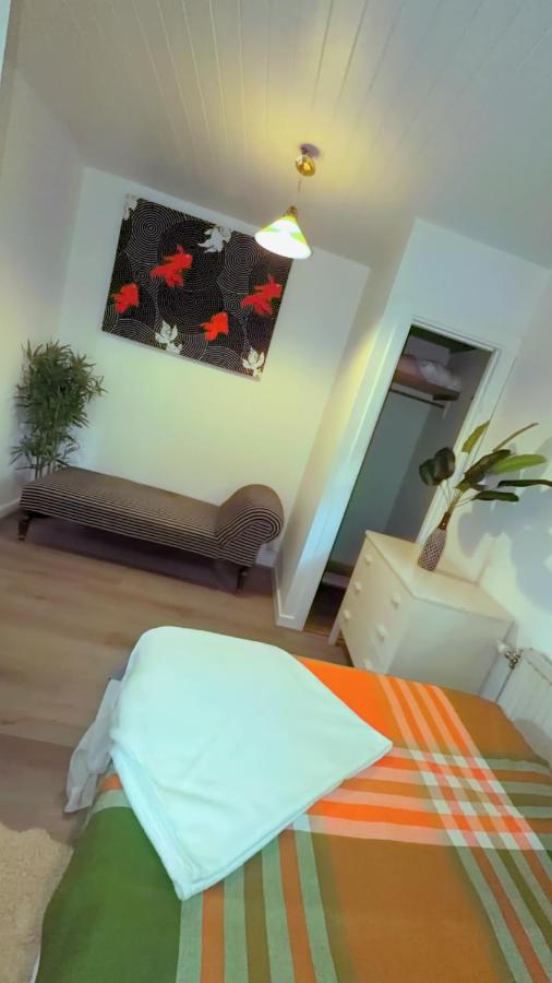 BAPA STAYs house by the Ivö lake room B - Chambres d'hôtes Kristianstad