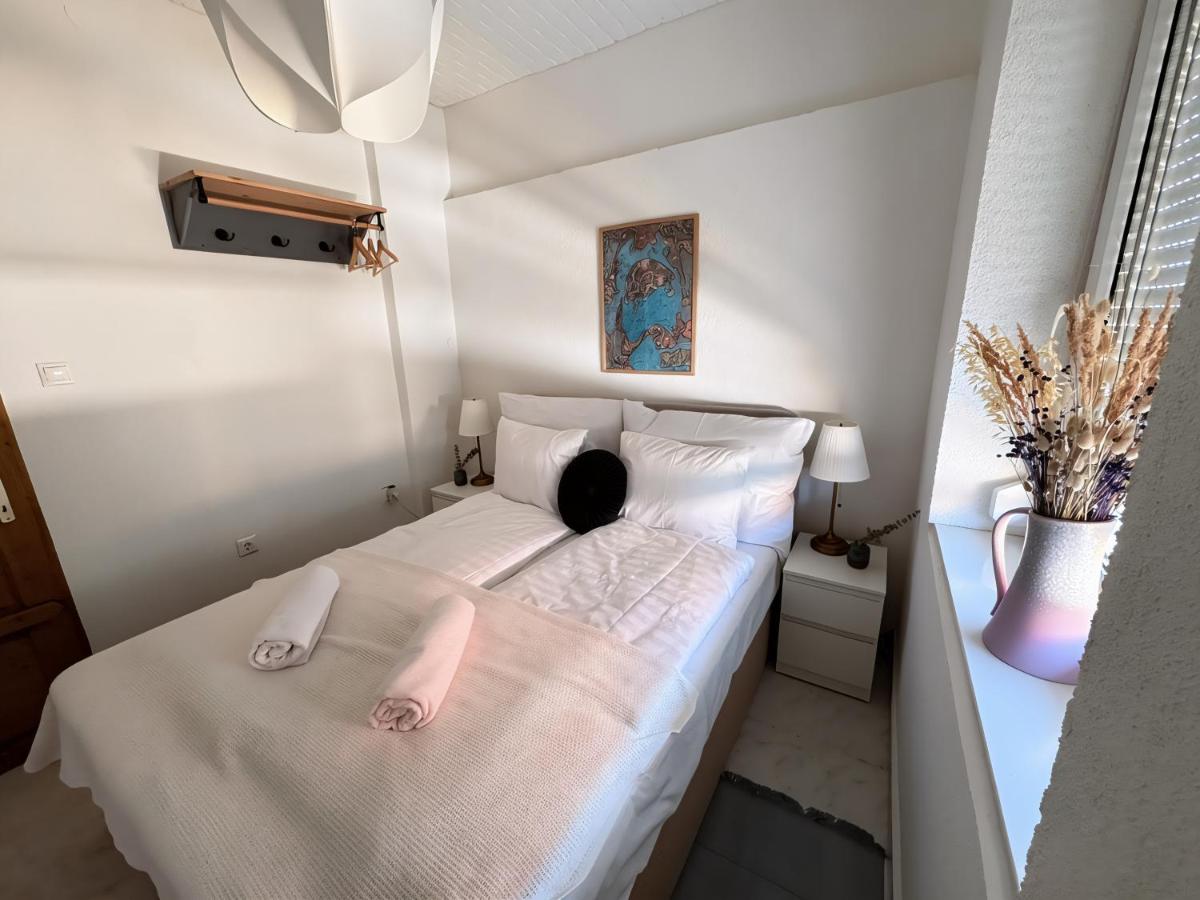 Apartamento de 2 dormitorios con balcón