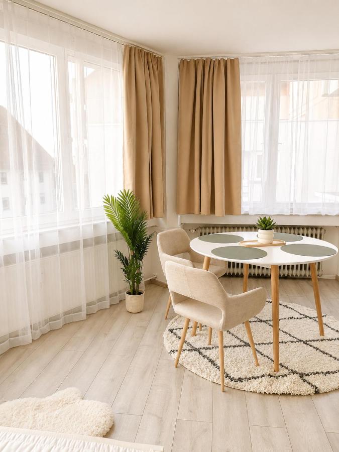 Zentral gelegenes 1,5 Zimmer Studio von Apart Living Sindelfingen - Chambres d'hôtes Sindelfingen