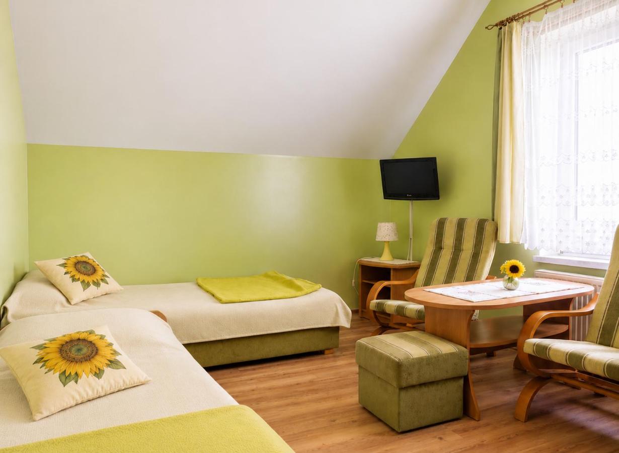 Apartament SŁONECZNIK - Chambres d'hôtes Swarzewo