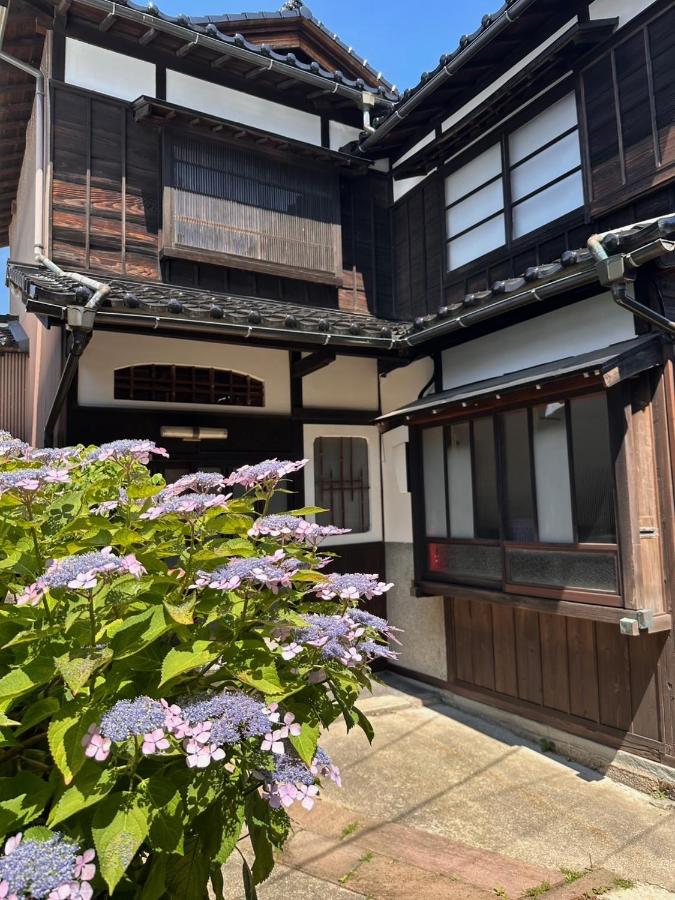 Kanazawa Machiya Kasaichi - Entire House Free Parking - Chambres d'hôtes Kanazawa