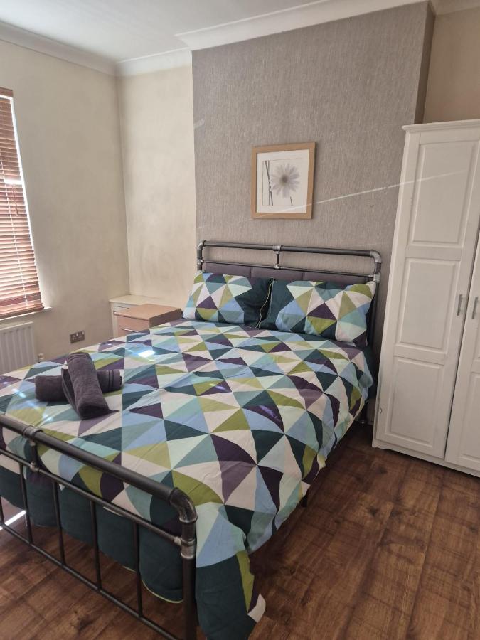 Contractor & professional short term room let Kettering - B&B Kettering
